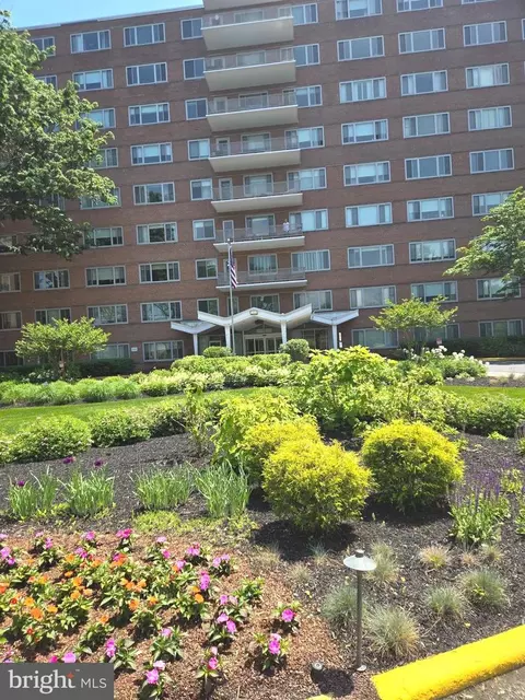 11 Slade Ave #210, Pikesville, MD 21208