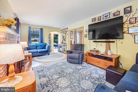 29 Manor Ave, Baltimore, MD 21206 photo 4