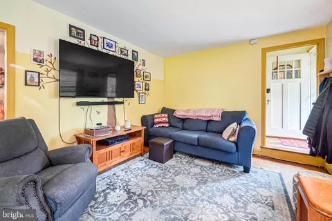 29 Manor Ave, Baltimore, MD 21206 photo 5