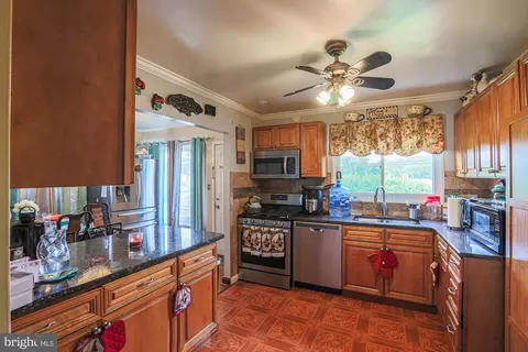 3733 Washington Ave, Windsor Mill, MD 21244 photo 25