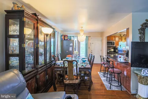 3733 Washington Ave, Windsor Mill, MD 21244 photo 14
