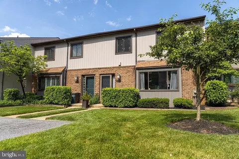 3106 Old Post Dr, Pikesville, MD 21208