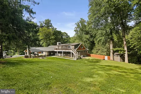 Exterior - 2552 Ridge Rd, Windsor Mill, MD 21244 photo 4 of 15