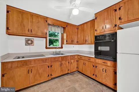 Kitchen - 6754 Glenkirk Rd, Baltimore, MD 21239 photo 1 of 3