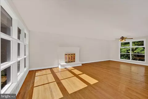 Living - 6754 Glenkirk Rd, Baltimore, MD 21239 photo 1 of 5