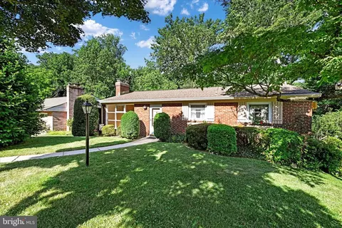 6754 Glenkirk Rd, Baltimore, MD 21239