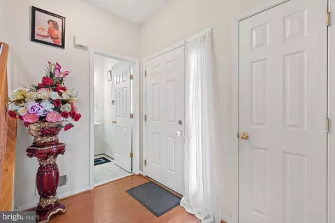 Entry Way - 668 Compass Rd, Middle River, MD 21220 photo 1 of 7