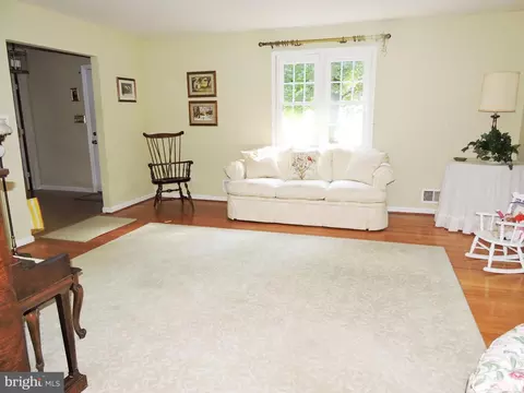 13618 Devonbrook Rd, Baldwin, MD 21013 photo 4