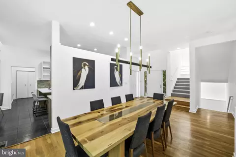 Dining - 6217 Sareva Dr, Baltimore, MD 21209 photo 3 of 7