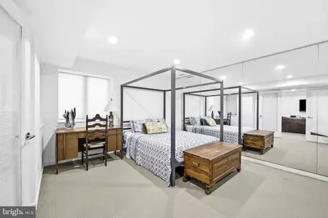Bedroom - 6217 Sareva Dr, Baltimore, MD 21209 photo 10 of 10