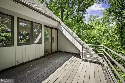 Exterior - 6217 Sareva Dr, Baltimore, MD 21209 photo 4 of 13