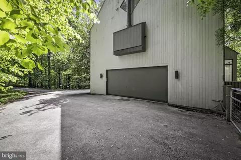 Exterior - 6217 Sareva Dr, Baltimore, MD 21209 photo 5 of 13