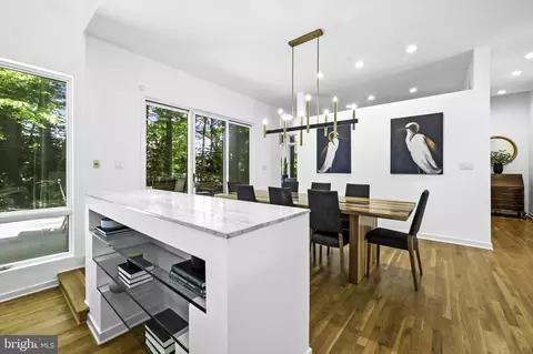 Dining - 6217 Sareva Dr, Baltimore, MD 21209 photo 2 of 7