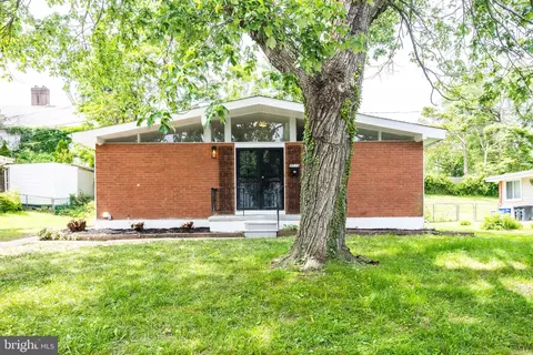 4714 3 Oaks Rd, Pikesville, MD 21208