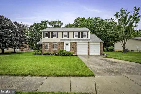 1302 Lincolnwoods Dr, Catonsville, MD 21228