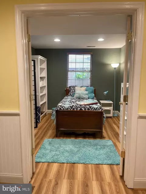 Bedroom - 2016 Mars Run Rd, Essex, MD 21221 photo 5 of 5