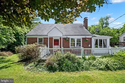 37 Kingsley Rd, Owings Mills, MD 21117