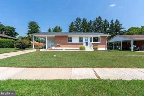 202 Conewood Ave, Reisterstown, MD 21136