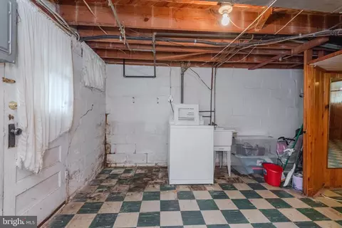5435 Whitlock Rd, Baltimore, MD 21229 photo 28