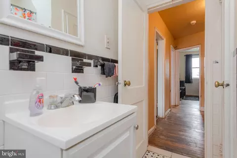 5435 Whitlock Rd, Baltimore, MD 21229 photo 16