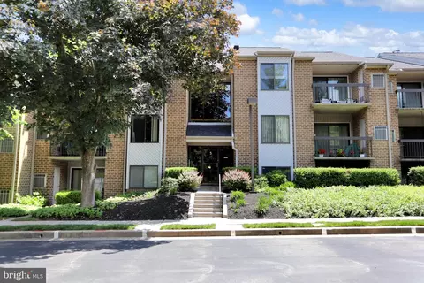 5 Glenamoy Rd #102, Lutherville Timonium, MD 21093