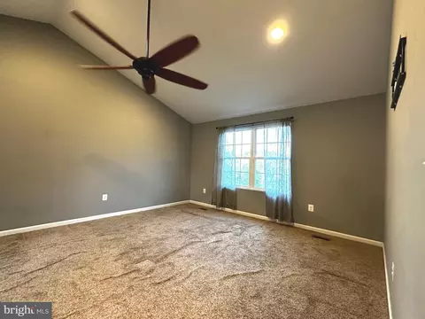 Living - 1907 A Halethorpe Ave, Halethorpe, MD 21227 photo 6 of 6