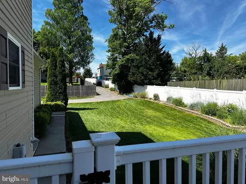 Exterior - 1907 A Halethorpe Ave, Halethorpe, MD 21227 photo 10 of 11