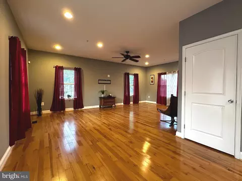Living - 1907 A Halethorpe Ave, Halethorpe, MD 21227 photo 1 of 6