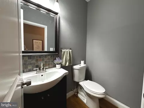 Bath - 1907 A Halethorpe Ave, Halethorpe, MD 21227 photo 1 of 8