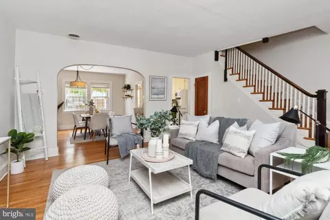 317 Hopkins Rd, Baltimore, MD 21212
