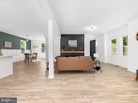 5743 1st Ave, Halethorpe, MD 21227 photo 9