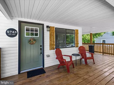 5743 1st Ave, Halethorpe, MD 21227 photo 3