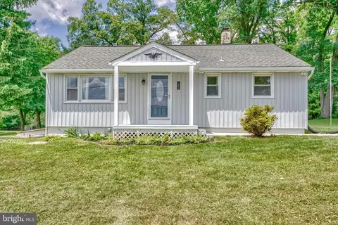 19638 Graystone Rd, White Hall, MD 21161