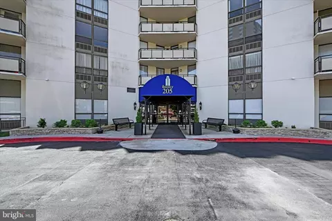 205 E Joppa Rd #2507, Towson, MD 21286 photo 2