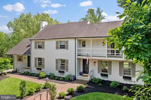 1713 Thornton Ridge Rd, Towson, MD 21204