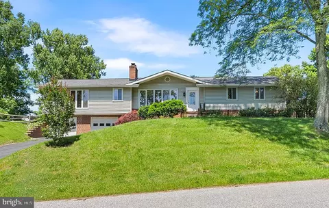 1209 Ridervale Rd, Towson, MD 21204