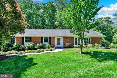 305 Overlook Dr, Lutherville Timonium, MD 21093
