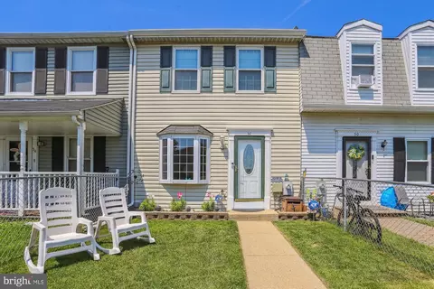 52 Holcumb Ct, Middle River, MD 21220