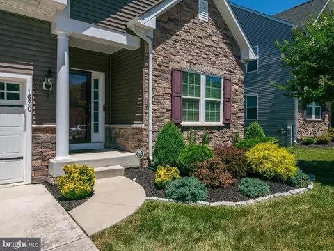 1620 Morning Glory Ln, Essex, MD 21221