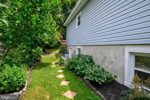 Exterior - 1931 Grant Rd, Halethorpe, MD 21227 photo 7 of 12