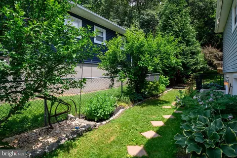 Exterior - 1931 Grant Rd, Halethorpe, MD 21227 photo 8 of 12