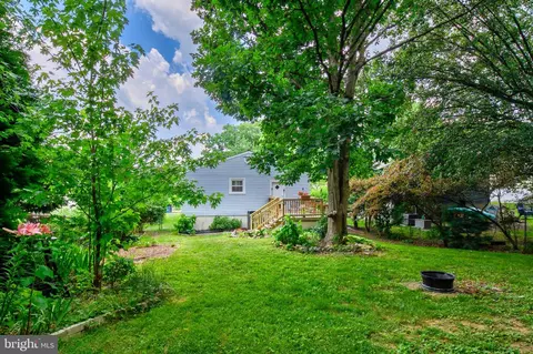 Exterior - 1931 Grant Rd, Halethorpe, MD 21227 photo 11 of 12