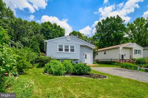 1931 Grant Rd, Halethorpe, MD 21227