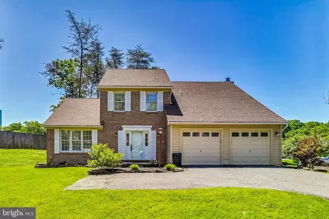 7 Hunters Ct, Lutherville Timonium, MD 21093