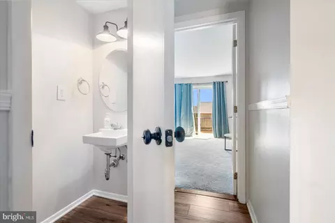 Entry Way - 25 Wolf Trap, Nottingham, MD 21236 photo 3 of 6