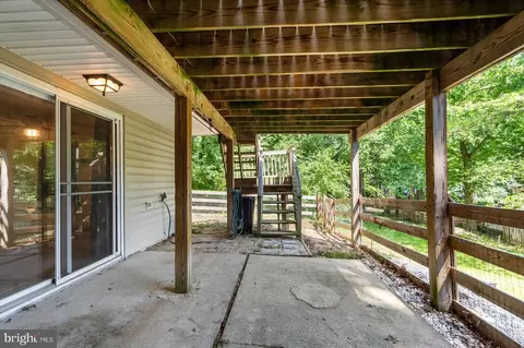 Exterior - 25 Wolf Trap, Nottingham, MD 21236 photo 2 of 8