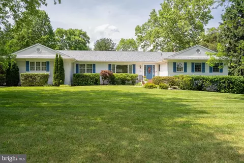 320 E Ridgely Rd, Lutherville Timonium, MD 21093