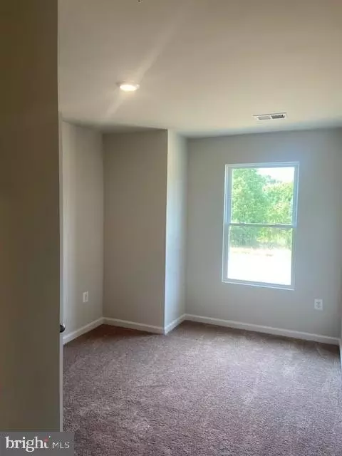 8169 Bartholomew Ct, Baltimore, MD 21206 photo 13