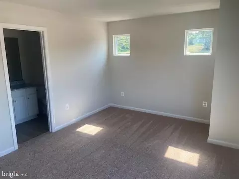 8161 Bartholomew Ct, Baltimore, MD 21206 photo 4