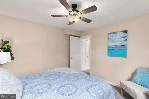 Bedroom - 401 Bayside Dr, Dundalk, MD 21222 photo 2 of 4